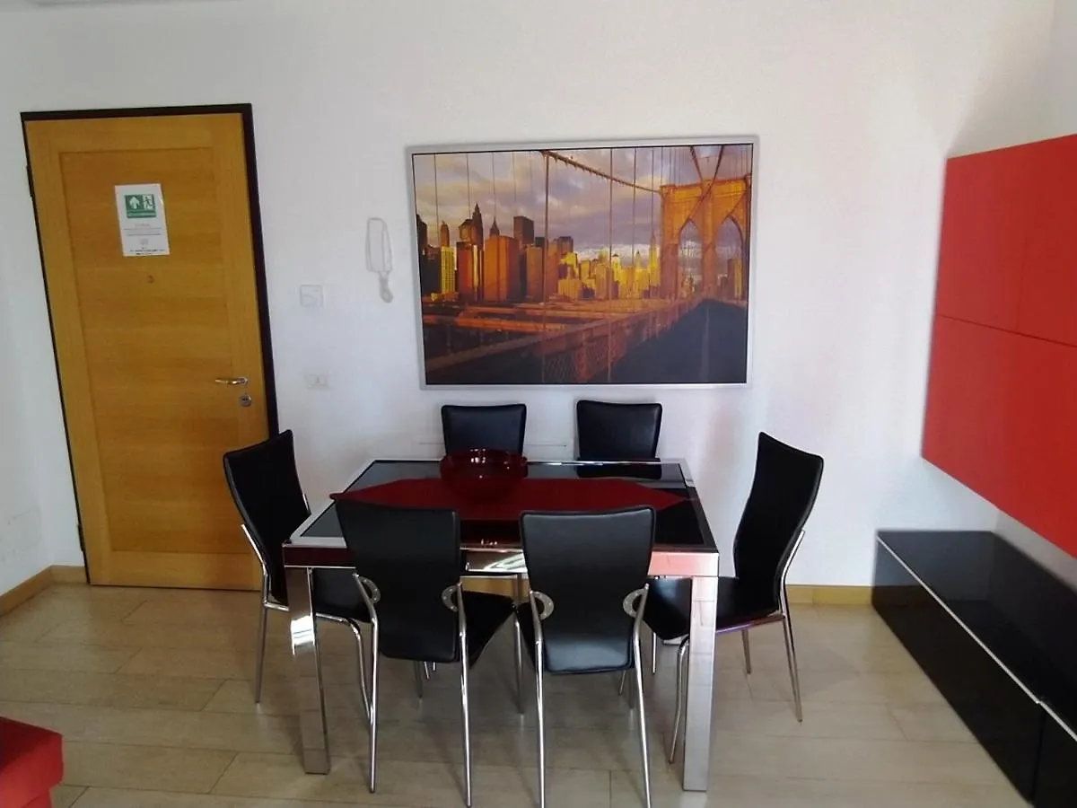 Apartment Appartamento Vicino Metro C - Mirti Rome