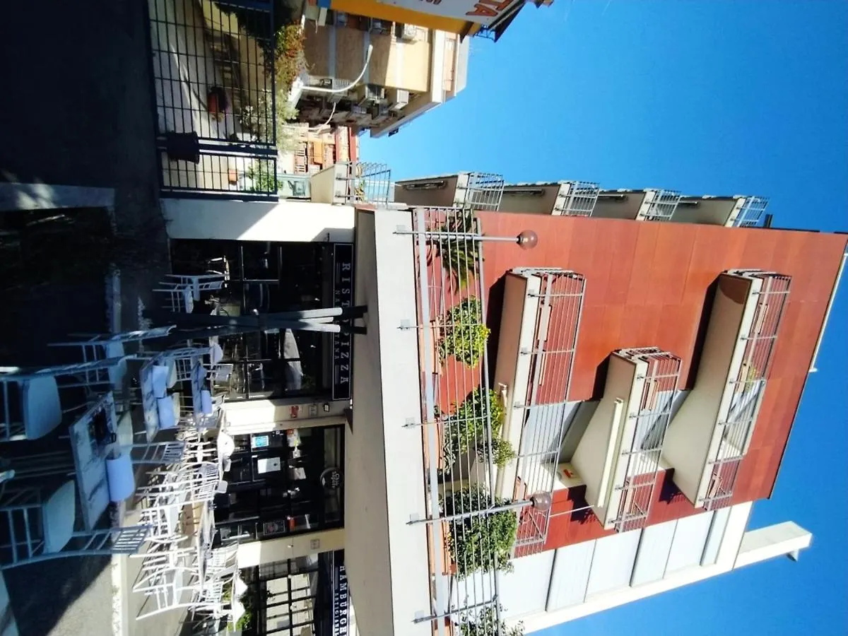 Appartamento Vicino Metro C - Mirti Rome Apartment