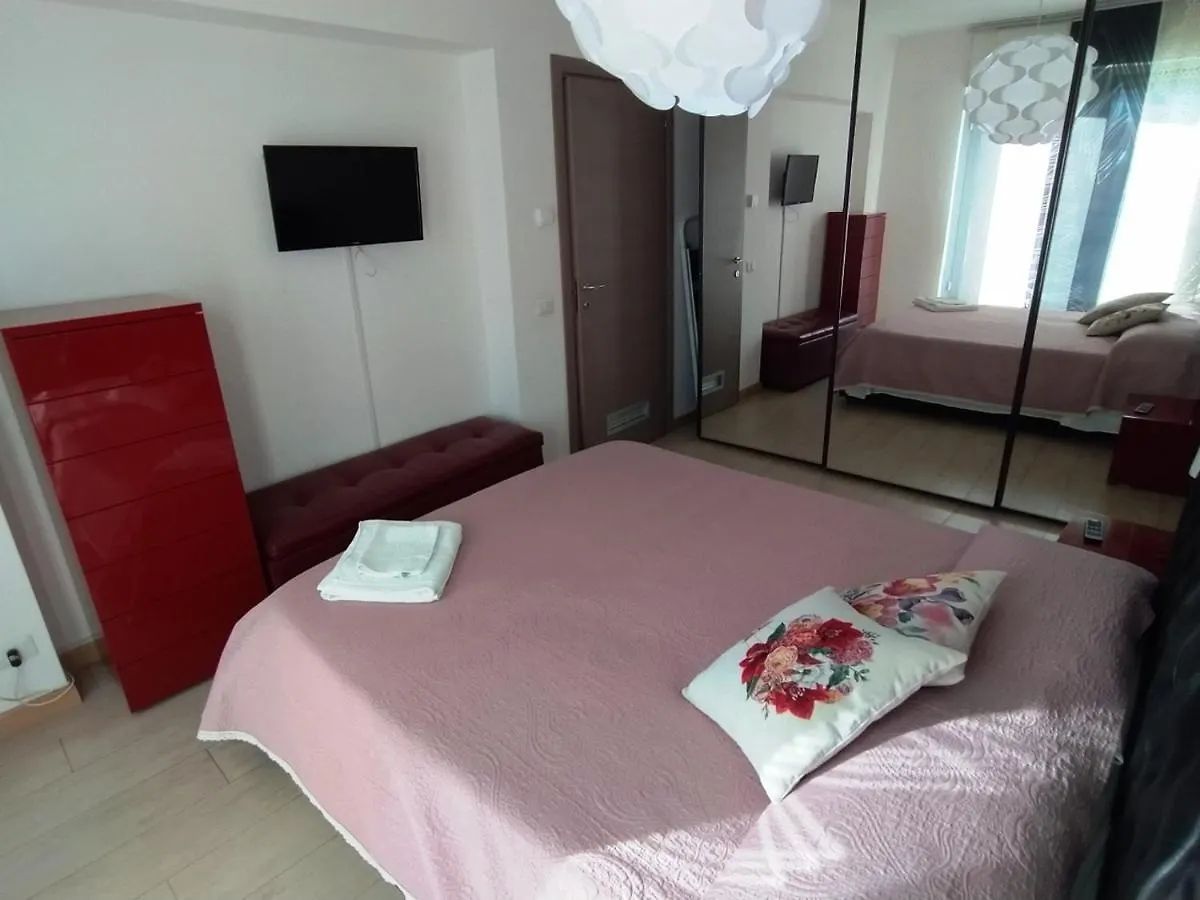 Appartamento Vicino Metro C - Mirti Rome Apartment