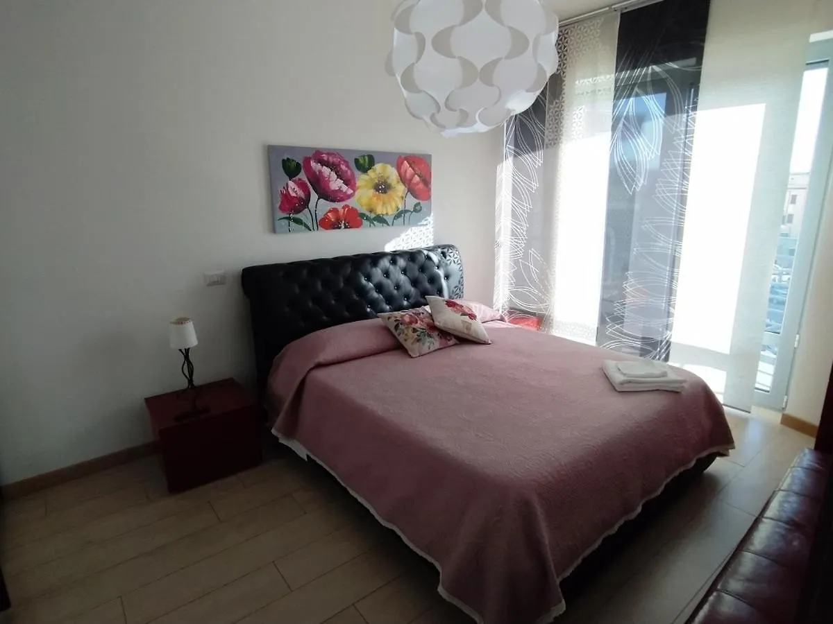 Appartamento Vicino Metro C - Mirti Rome Apartment
